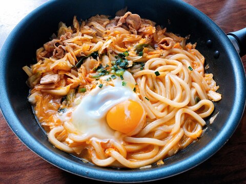 コチュジャンで！キムチチゲうどん